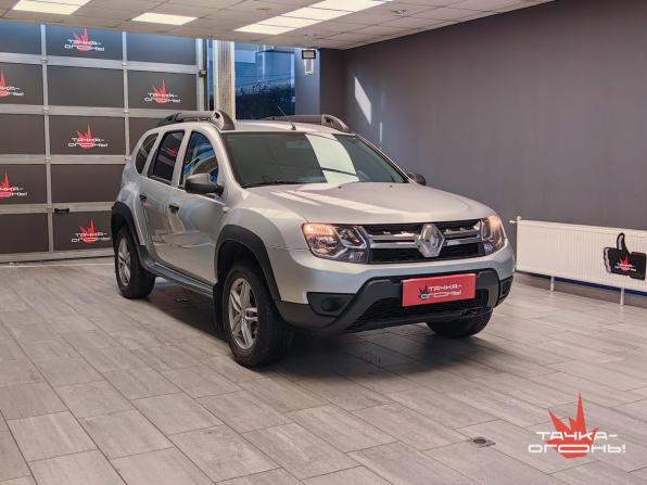 Renault Duster I Рестайлинг с пробегом 2016 года, цена 940 000 рублей, 198000 км, внедорожник, Автокод Объявления