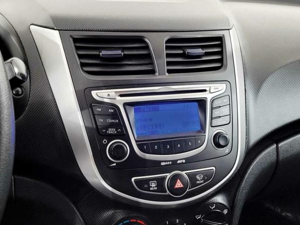 Hyundai Solaris I с пробегом 2012 года, цена 730 000 рублей, 126408 км, седан, Автокод Объявления