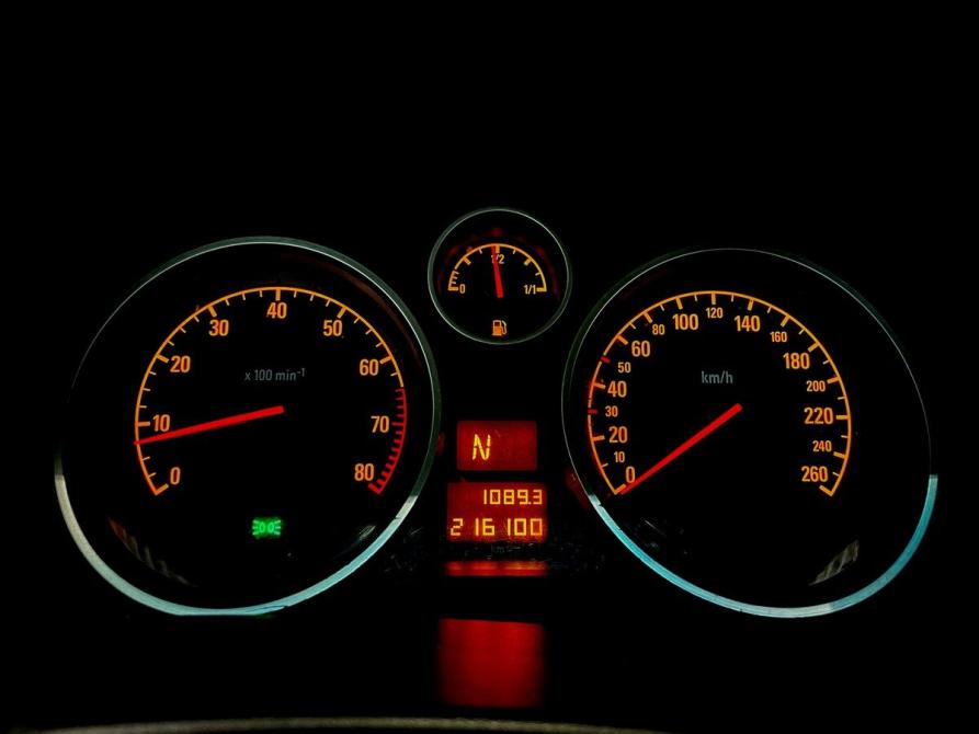 Opel Astra H Рестайлинг Москва  - изображение 6