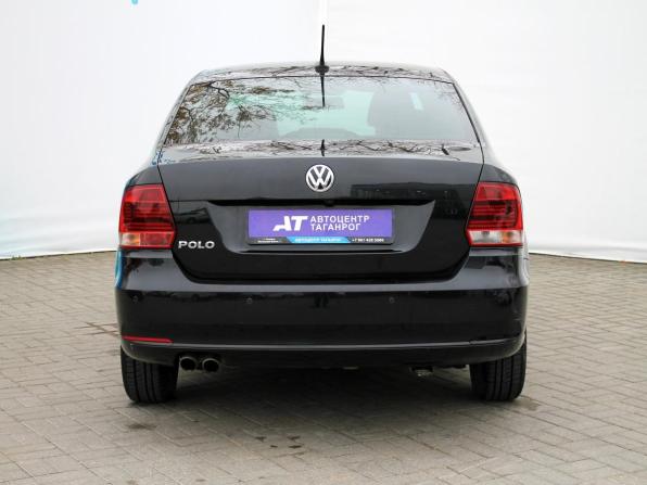 Volkswagen Polo V Рестайлинг с пробегом 2018 года, цена 1 340 000 рублей, 143922 км, седан, Автокод Объявления