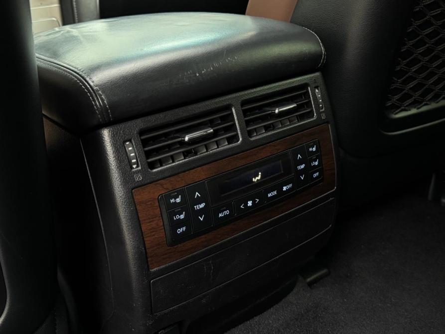 Toyota Land Cruiser 200 Series Рестайлинг 2 Иркутск  - изображение 29