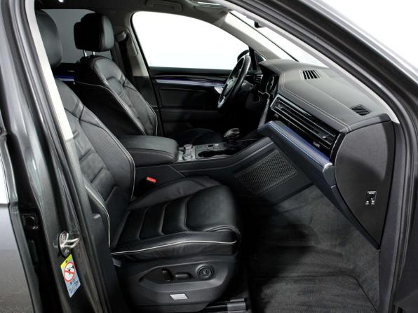 Volkswagen Touareg III с пробегом 2019 года, цена 3 898 000 рублей, 161085 км, внедорожник, Автокод Объявления