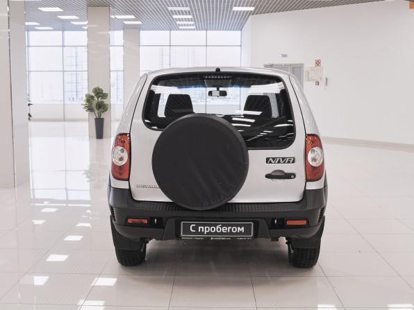 Chevrolet Niva I Рестайлинг с пробегом 2018 года, цена 750 000 рублей, 95339 км, внедорожник, Автокод Объявления
