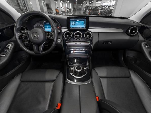 Mercedes-Benz C-Класс IV (W205) Рестайлинг с пробегом 2019 года, цена 3 370 000 рублей, 52453 км, седан, Автокод Объявления