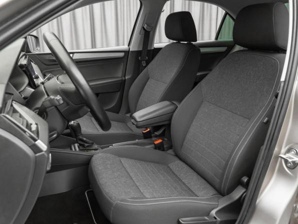 Skoda Rapid II с пробегом 2021 года, цена 1 740 000 рублей, 68861 км, лифтбек, Автокод Объявления