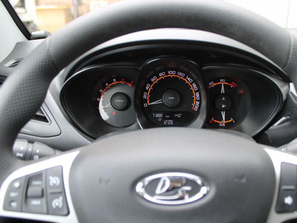 Lada (ВАЗ) Vesta I с пробегом 2022 года, цена 1 255 000 рублей, 71887 км, седан, Автокод Объявления