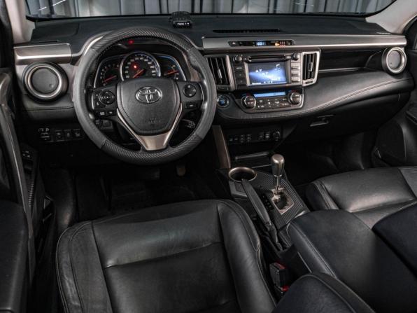 Toyota RAV4 IV (XA40) с пробегом 2015 года, цена 2 459 000 рублей, 89997 км, внедорожник, Автокод Объявления