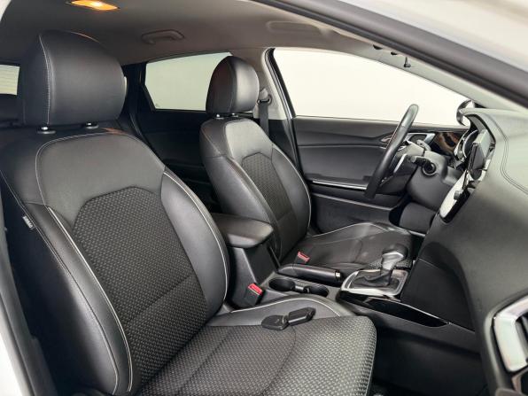 Kia Ceed III с пробегом 2020 года, цена 2 100 000 рублей, 29000 км, хэтчбек, Автокод Объявления