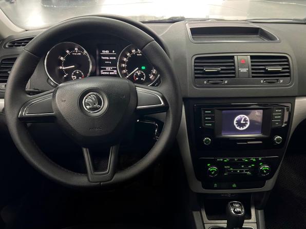 Skoda Yeti I Рестайлинг с пробегом 2017 года, цена 930 000 рублей, 343000 км, внедорожник, Автокод Объявления