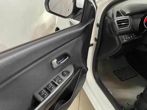 Kia Rio III Рестайлинг с пробегом 2016 года, цена 1 159 000 рублей, 98847 км, седан, Автокод Объявления