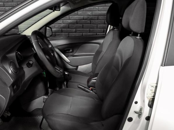 Renault Logan II Рестайлинг с пробегом 2021 года, цена 720 000 рублей, 158307 км, седан, Автокод Объявления