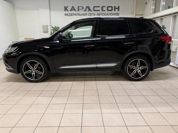 Mitsubishi Outlander III Рестайлинг 2 с пробегом 2017 года, цена 1 696 000 рублей, 149000 км, внедорожник, Автокод Объявления