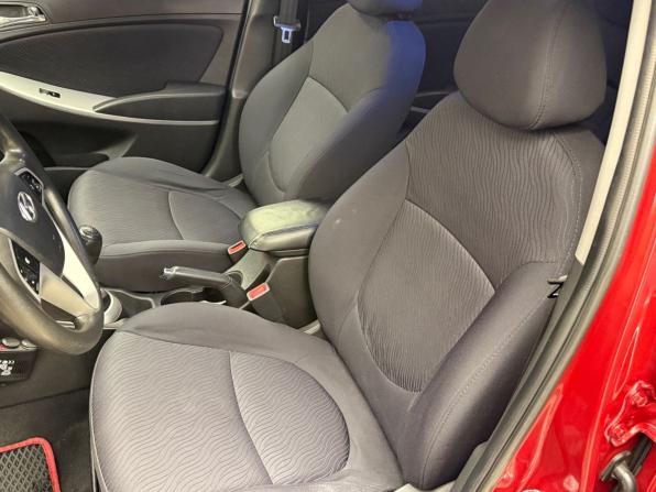 Hyundai Solaris I с пробегом 2013 года, цена 625 000 рублей, 183000 км, седан, Автокод Объявления