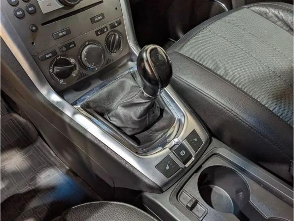 Opel Antara I Рестайлинг с пробегом 2012 года, цена 920 000 рублей, 187520 км, внедорожник, Автокод Объявления