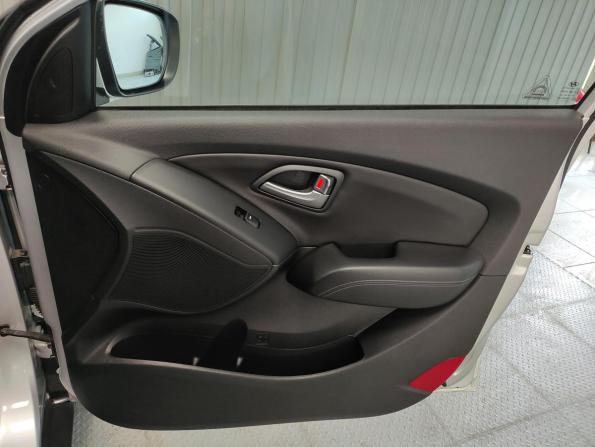 Hyundai ix35 I Рестайлинг с пробегом 2014 года, цена 1 645 000 рублей, 99390 км, внедорожник, Автокод Объявления