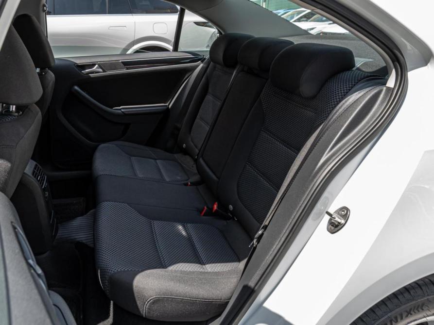 Volkswagen Jetta VI Рестайлинг Краснодар  - изображение 9