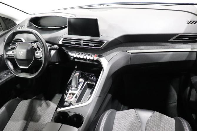 Peugeot 3008 II с пробегом 2017 года, цена 1 620 000 рублей, 76317 км, внедорожник, Автокод Объявления