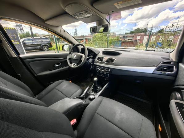 Renault Fluence I с пробегом 2010 года, цена 459 000 рублей, 214000 км, седан, Автокод Объявления