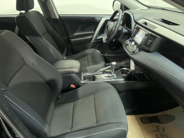 Toyota RAV4 IV (XA40) Рестайлинг с пробегом 2017 года, цена 2 275 000 рублей, 141595 км, внедорожник, Автокод Объявления
