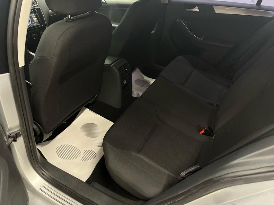 Volkswagen Jetta VI Рестайлинг Санкт-Петербург  - изображение 17