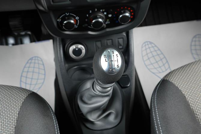 Renault Duster I Рестайлинг с пробегом 2017 года, цена 1 359 000 рублей, 95000 км, внедорожник, Автокод Объявления