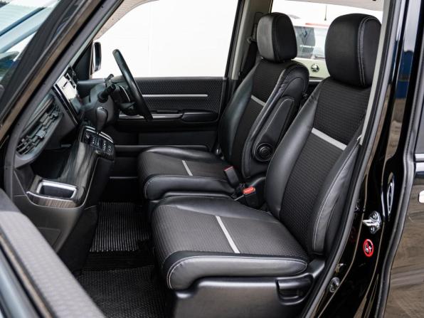 Honda Stepwgn V с пробегом 2015 года, цена 1 849 000 рублей, 125170 км, минивэн, Автокод Объявления