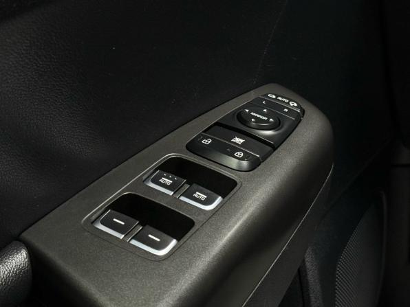 Kia Sportage IV с пробегом 2017 года, цена 2 159 000 рублей, 102822 км, внедорожник, Автокод Объявления