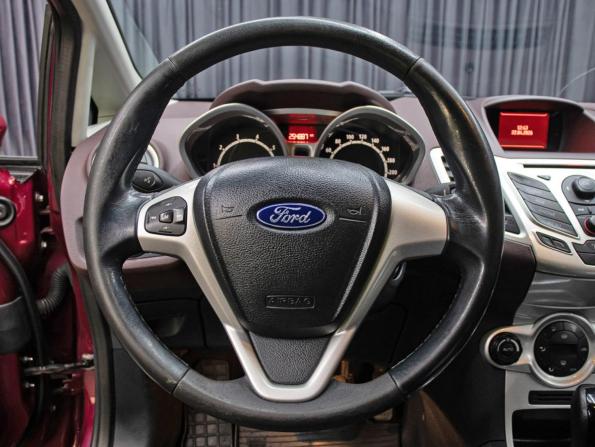 Ford Fiesta Mk6 с пробегом 2011 года, цена 598 000 рублей, 254882 км, хэтчбек, Автокод Объявления