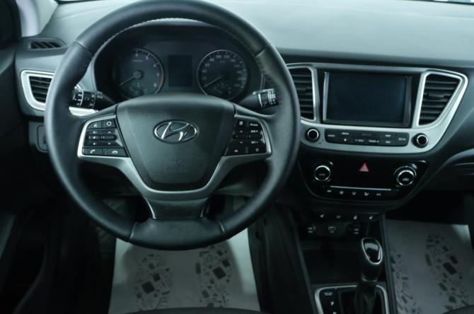Hyundai Solaris II с пробегом 2019 года, цена 1 449 000 рублей, 128000 км, седан, Автокод Объявления
