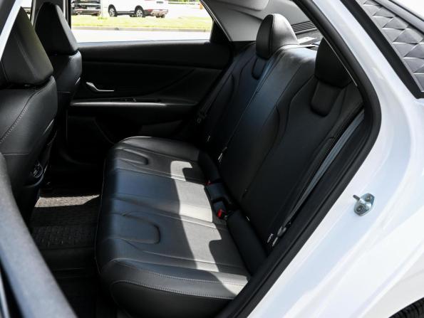Hyundai Elantra VII (CN7) Рестайлинг с пробегом 2024 года, цена 2 619 999 рублей, 847 км, седан, Автокод Объявления