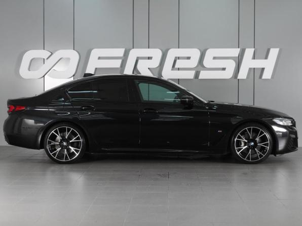 BMW 5 серии VII (G30/G31/G38) Рестайлинг с пробегом 2023 года, цена 6 400 000 рублей, 46974 км, седан, Автокод Объявления