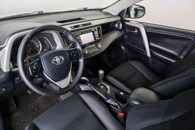 Toyota RAV4 IV (XA40) с пробегом 2014 года, цена 2 049 000 рублей, 180000 км, внедорожник, Автокод Объявления