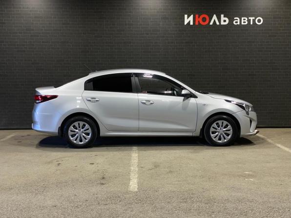 Kia Rio IV Рестайлинг с пробегом 2021 года, цена 1 250 000 рублей, 118430 км, седан, Автокод Объявления