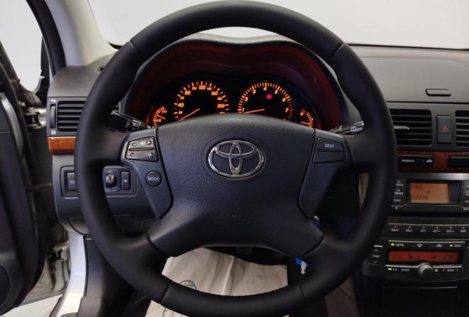 Toyota Avensis II Рестайлинг с пробегом 2007 года, цена 990 000 рублей, 176136 км, седан, Автокод Объявления