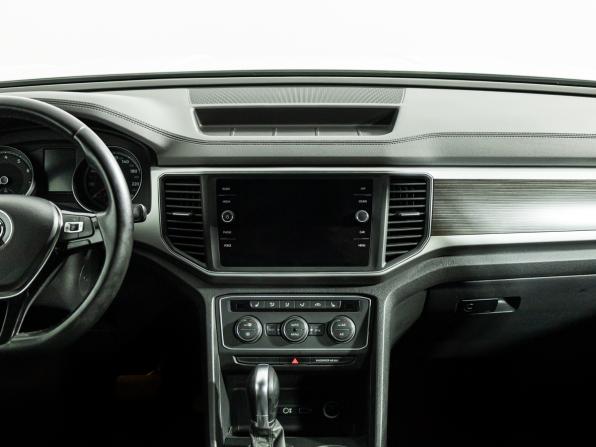 Volkswagen Teramont I с пробегом 2018 года, цена 2 499 700 рублей, 236003 км, внедорожник, Автокод Объявления