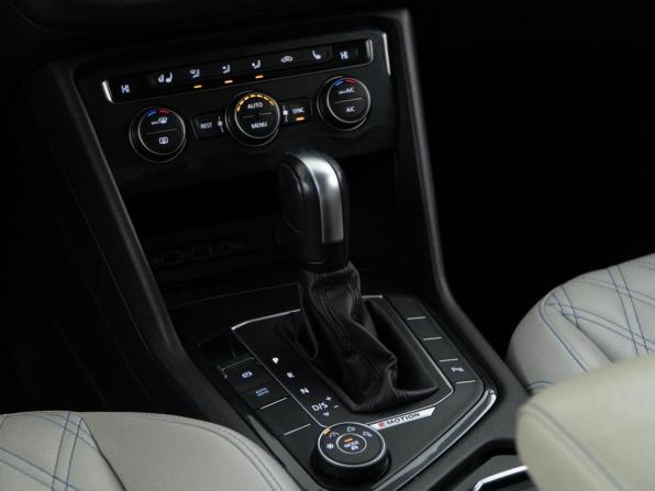 Volkswagen Tiguan II с пробегом 2020 года, цена 3 185 055 рублей, 93727 км, внедорожник, Автокод Объявления