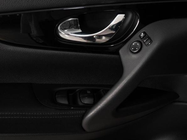 Nissan Qashqai II с пробегом 2017 года, цена 1 724 000 рублей, 139781 км, внедорожник, Автокод Объявления