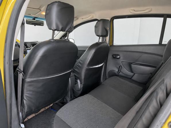 Renault Sandero II с пробегом 2015 года, цена 839 000 рублей, 72017 км, хэтчбек, Автокод Объявления