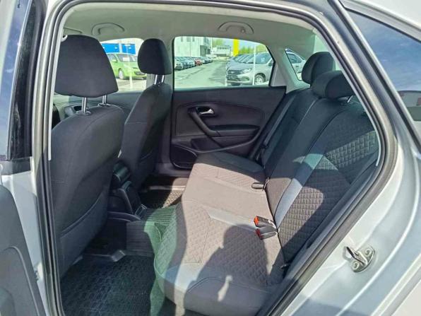 Volkswagen Polo V Рестайлинг с пробегом 2019 года, цена 1 349 995 рублей, 80178 км, седан, Автокод Объявления