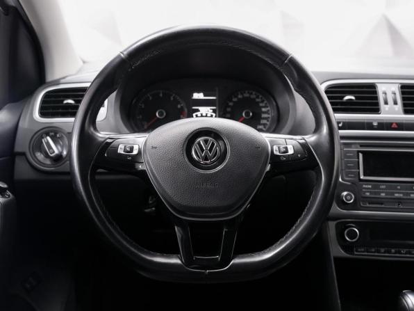 Volkswagen Polo V Рестайлинг с пробегом 2016 года, цена 1 295 000 рублей, 79000 км, седан, Автокод Объявления