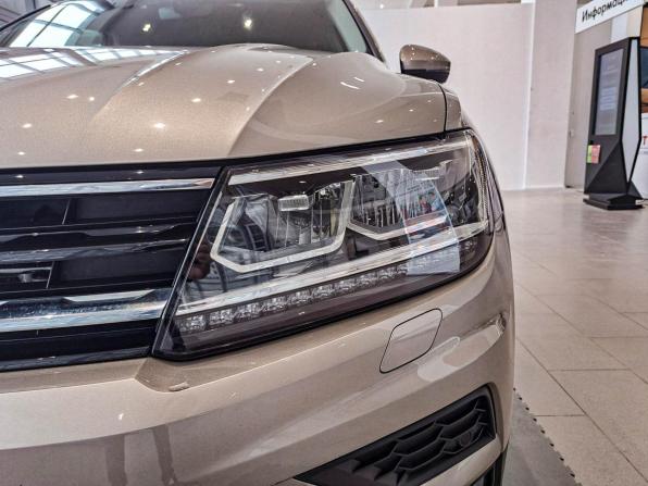 Volkswagen Tiguan II с пробегом 2018 года, цена 2 900 000 рублей, 54028 км, внедорожник, Автокод Объявления