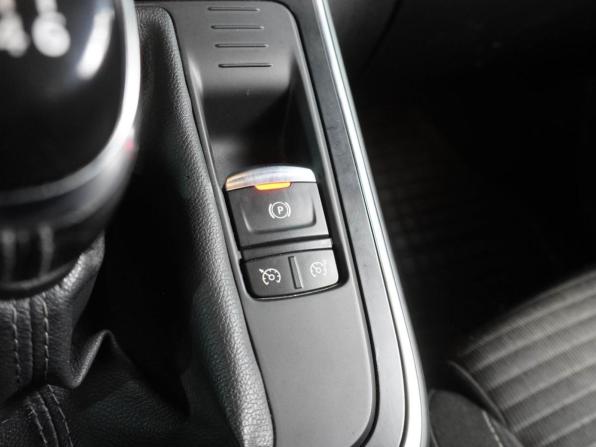 Renault Scenic IV с пробегом 2017 года, цена 1 599 000 рублей, 171937 км, компактвэн, Автокод Объявления