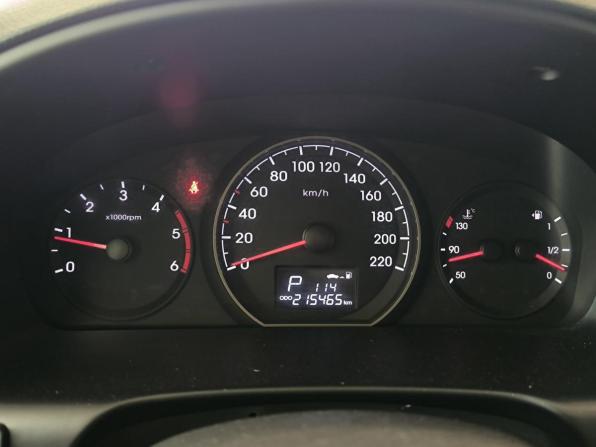 Hyundai H-1 II Рестайлинг с пробегом 2016 года, цена 2 250 000 рублей, 215000 км, минивэн, Автокод Объявления