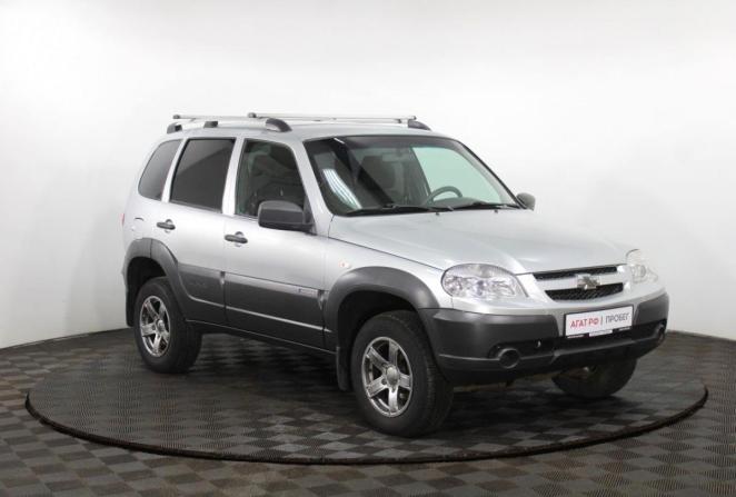 Chevrolet Niva I Рестайлинг с пробегом 2018 года, цена 790 000 рублей, 67151 км, внедорожник, Автокод Объявления