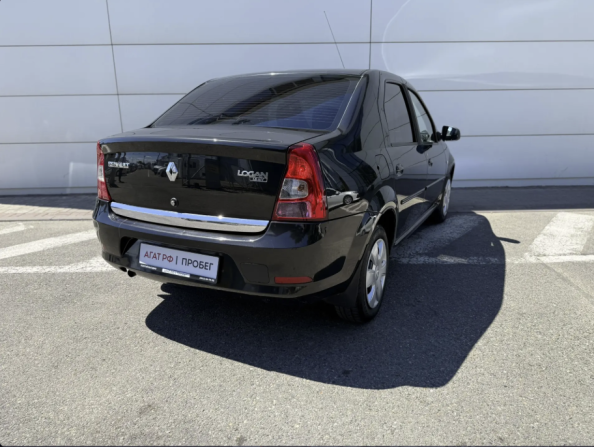 Renault Logan I Рестайлинг с пробегом 2010 года, цена 650 000 рублей, 258098 км, седан, Автокод Объявления