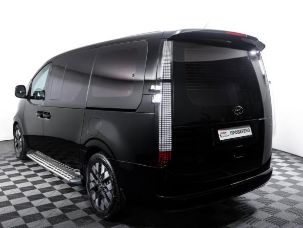 Hyundai Staria I с пробегом 2021 года, цена 5 390 000 рублей, 48871 км, минивэн, Автокод Объявления