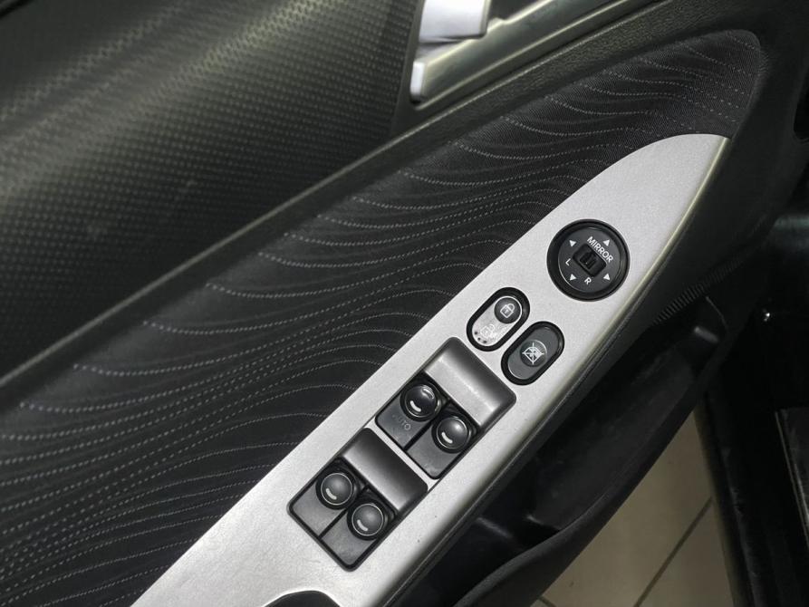 Hyundai Solaris I Рестайлинг Тверь  - изображение 8