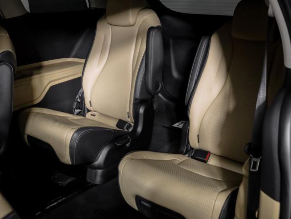 Kia Carnival IV с пробегом 2021 года, цена 4 150 000 рублей, 80000 км, минивэн, Автокод Объявления