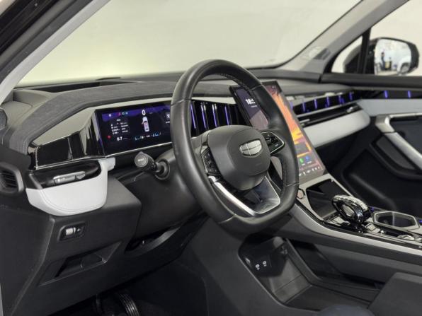 Geely Atlas II с пробегом 2024 года, цена 2 929 000 рублей, 39479 км, внедорожник, Автокод Объявления