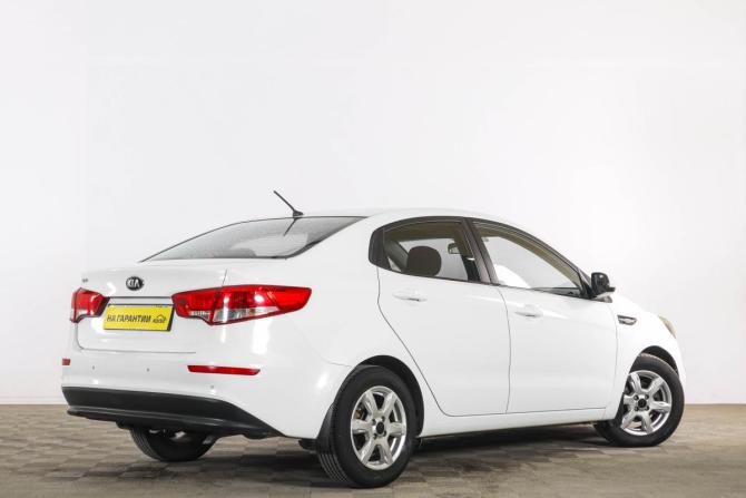 Kia Rio III Рестайлинг с пробегом 2016 года, цена 1 099 000 рублей, 172589 км, седан, Автокод Объявления